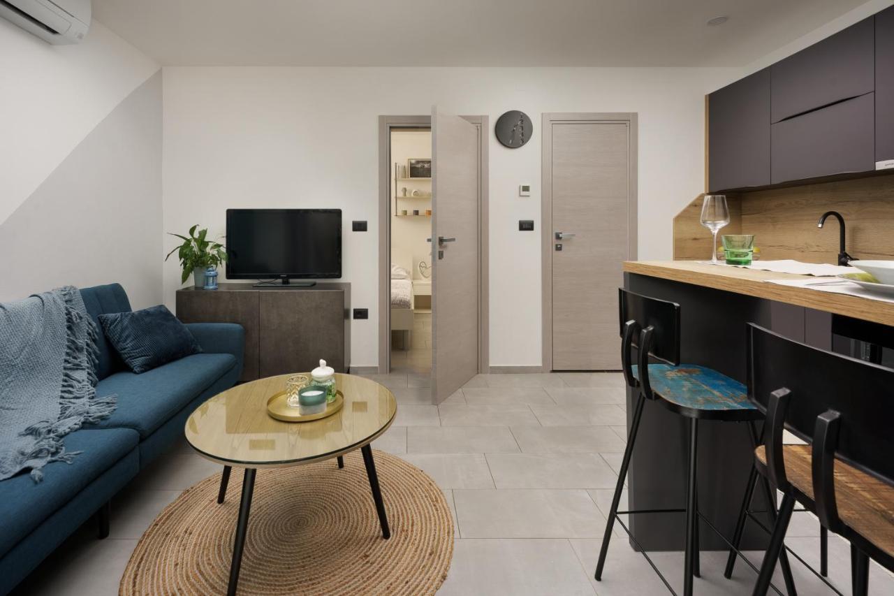 Apartments Elena Tia Medulin Extérieur photo